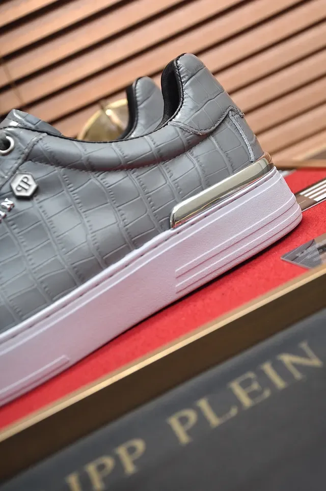 Philipp Plein Sneakers Lifestyle Cuir Gris embossé crocodile 2