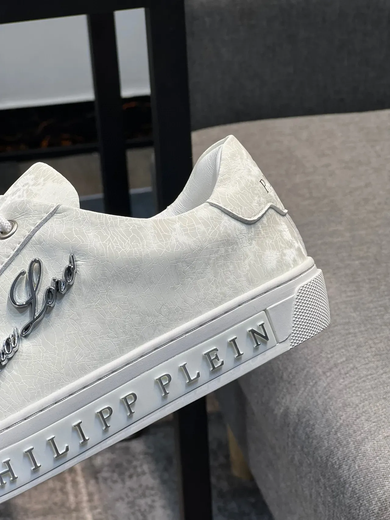 Philipp Plein Lifestyle Sneaker White Silver Leather-Like Upper Embossed Branding Lifestyle Sneakers 8