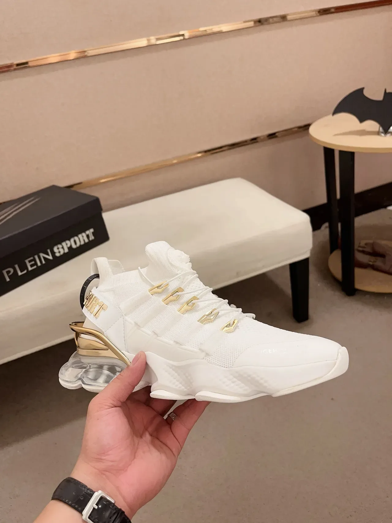 Philipp Plein Sport Tênis chunky branco e dourado 5