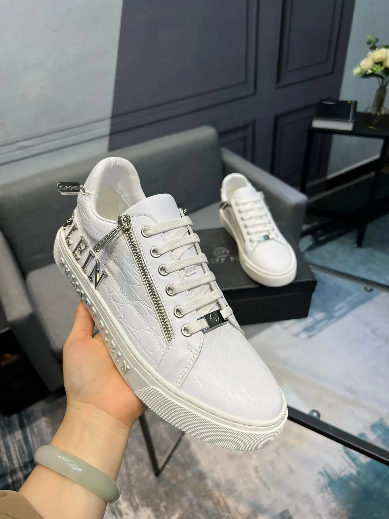 Philipp Plein Blanc cuir texturé détail fermeture éclair sneakers lifestyle 5