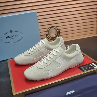 Prada Beige Blanco Panelado Ante y Cuero Superior Zapatillas Low-Top Runner Silueta Lifestyle Sneakers