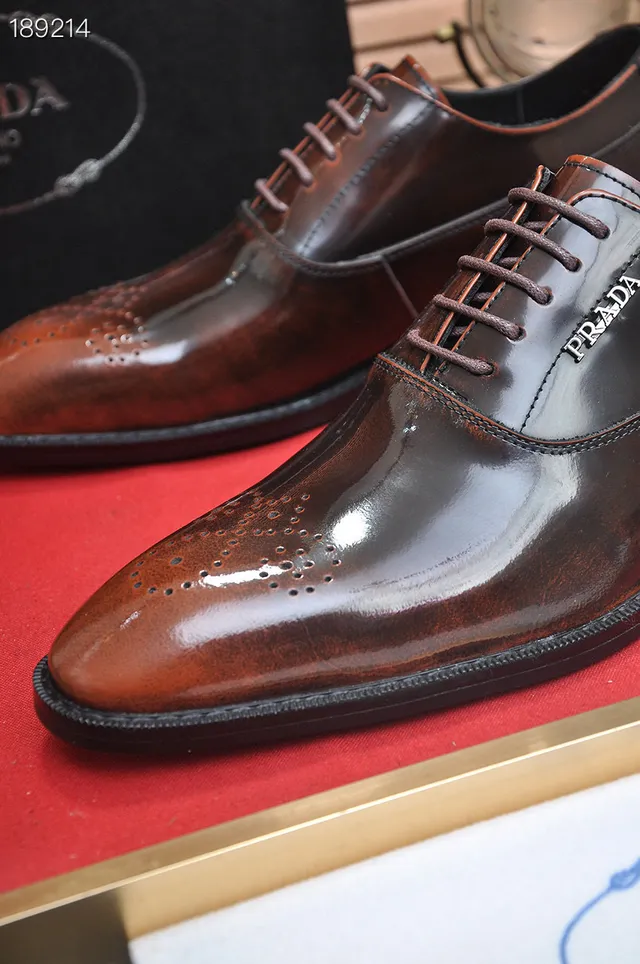 Prada أحذية أكسفورد بروغ مثقوبة بني أسود كاب توي 3