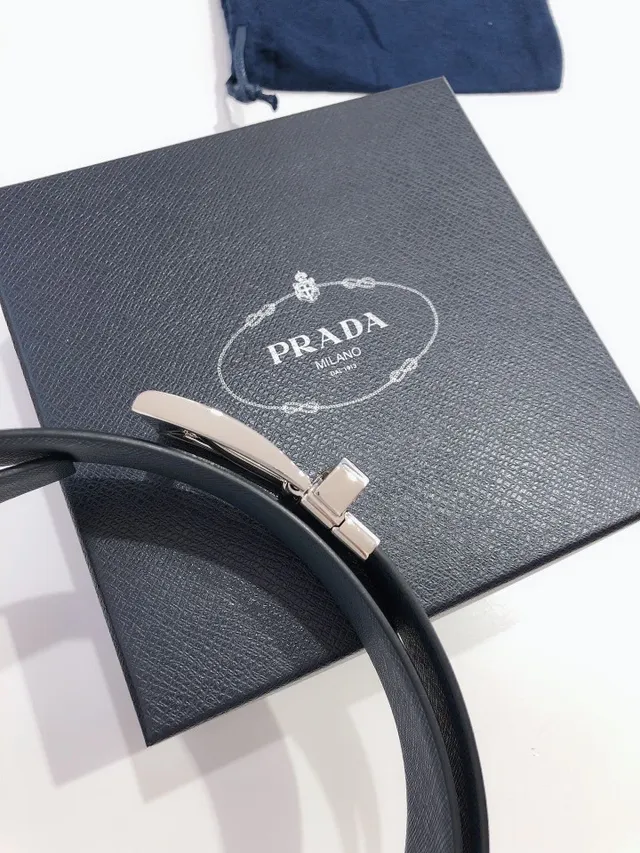 Prada Reversible Buckle Black Textured Leather Belt 3
