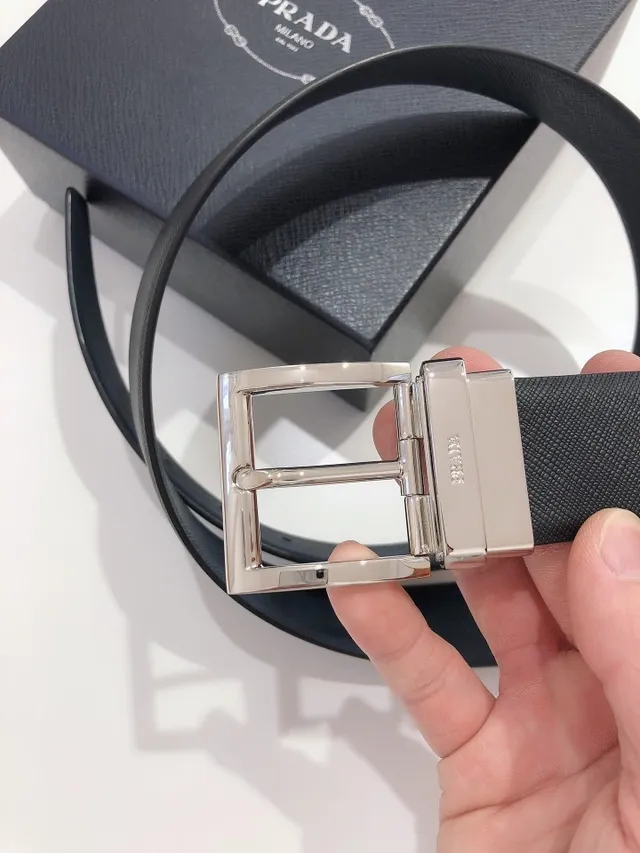Prada Reversible Buckle Black Textured Leather Belt 8