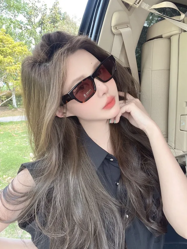 Prada Spotted Black and White Rectangular Sunglasses 7