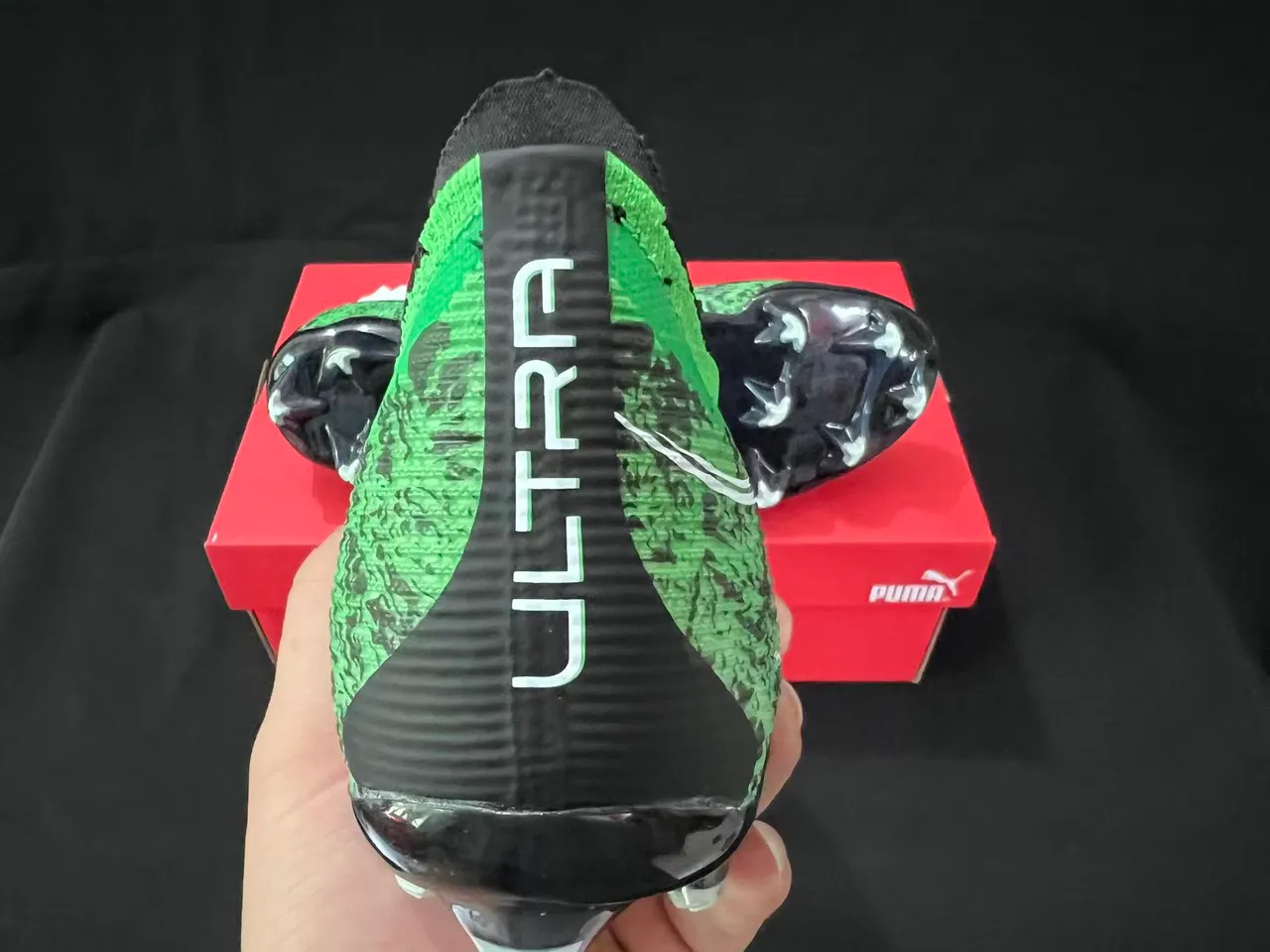 Puma Future Z Verde Branco Parte superior tricotada Padrão texturizado de grama Campo firme Sapatos de futebol 8