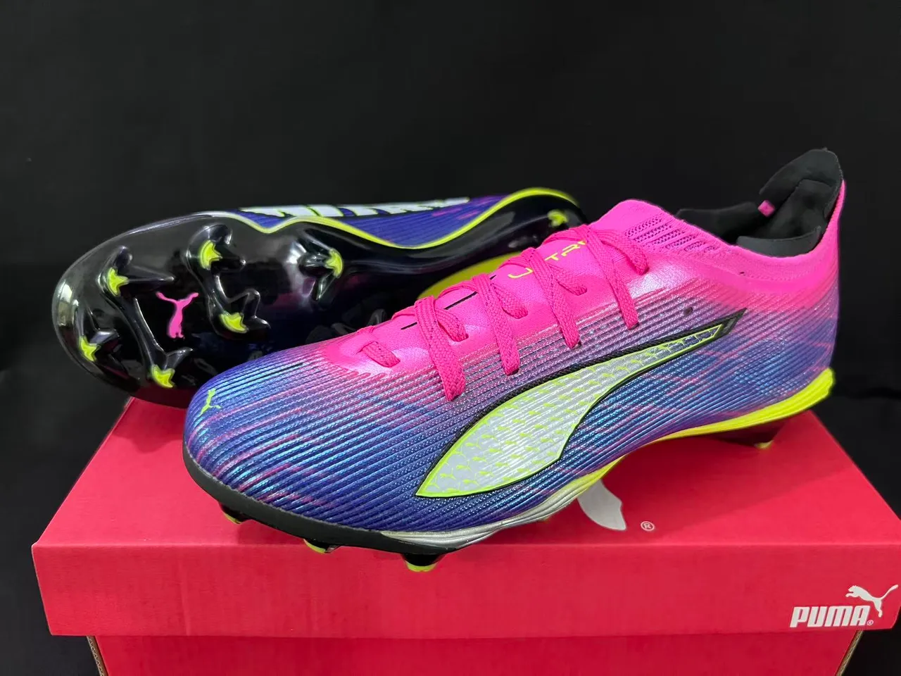 Puma Future Z أعلى متعدد الألوان من الدانتيل تدرج اللون Firm-Ground أحذية كرة القدم 9