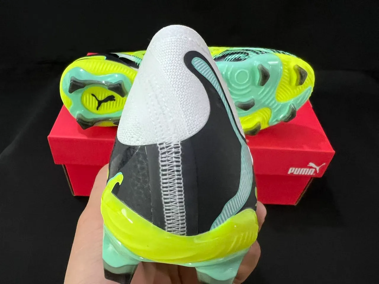 Puma Future Z jaune vert bas cut haut à encolure chaussette sol ferme chaussures de football 3