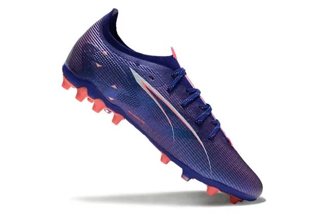 Puma Purple Blue Low-Cut Textured Synthetic Upper Firm-Ground Soccer Shoes 2