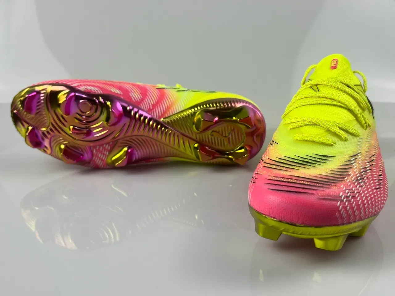 Puma Yellow Pink Low-Cut Synthetic Upper Gradient Colorway Firm-Ground Soccer Shoes 10