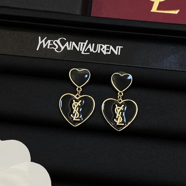 Saint Laurent أقراط إيمل مونوغرام مزدوجة القلب 7