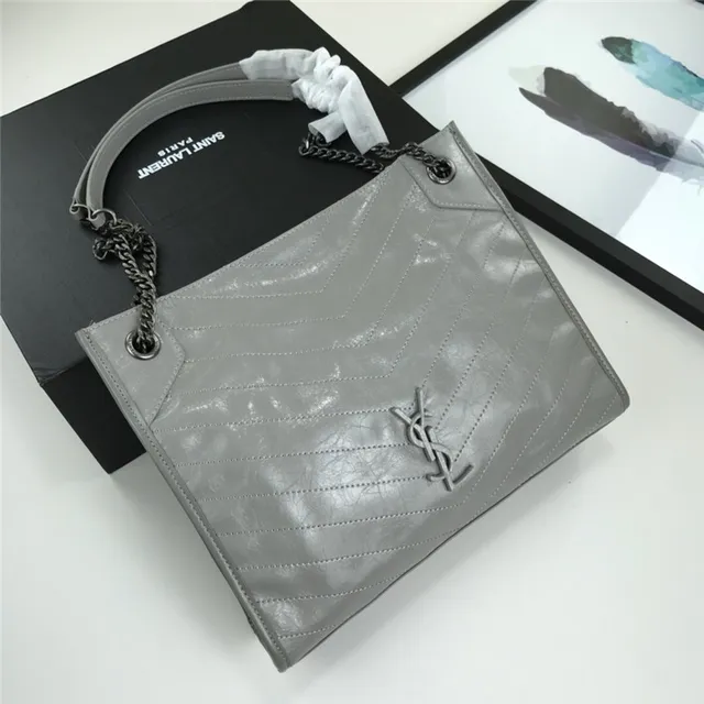 Saint Laurent Niki Burgundy Silver Quilted Chevron Patent Leather Chain Bag 17