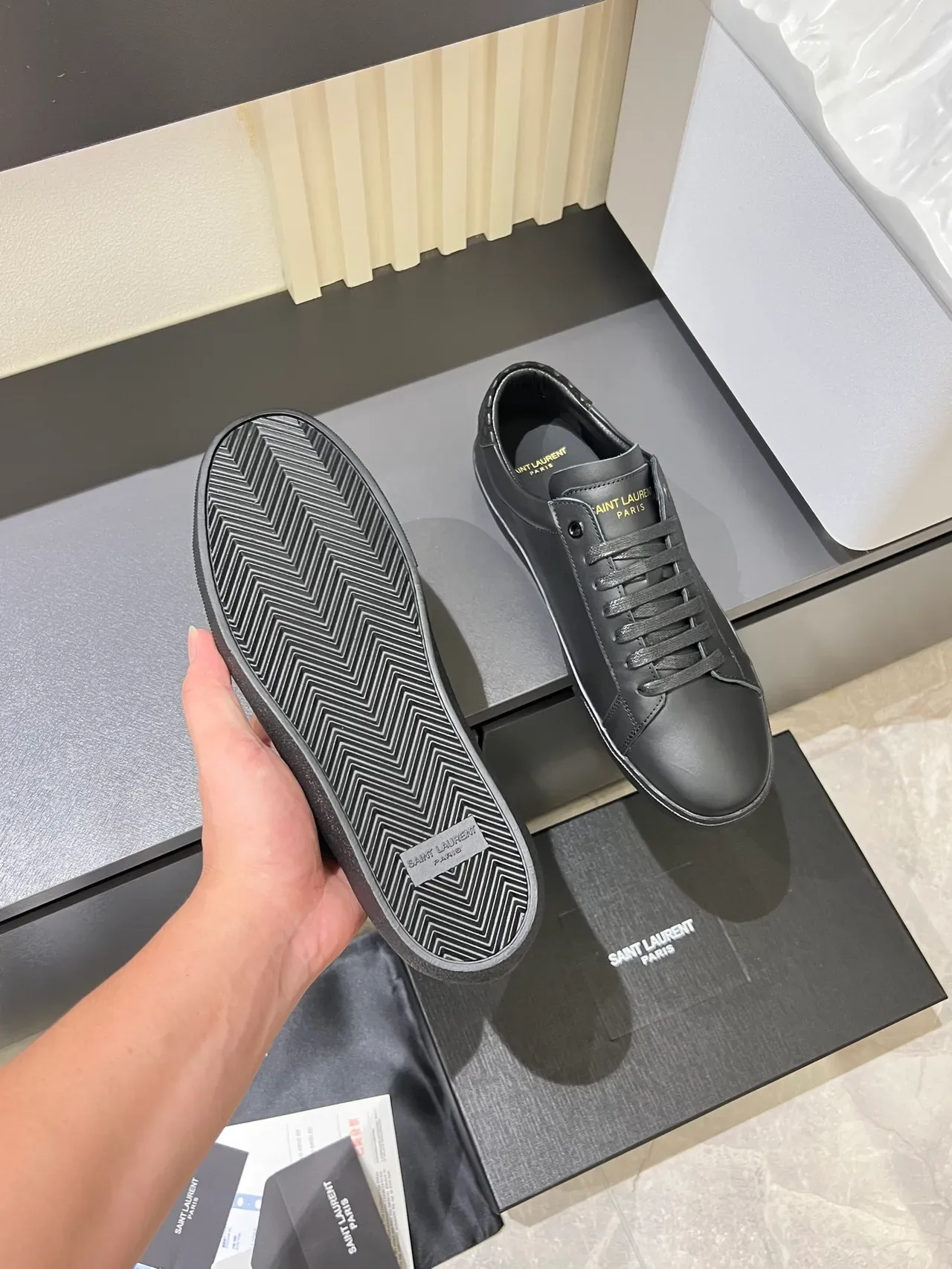 Saint Laurent SL/10 Low Cuir Noir Mat Lifestyle Sneakers 4