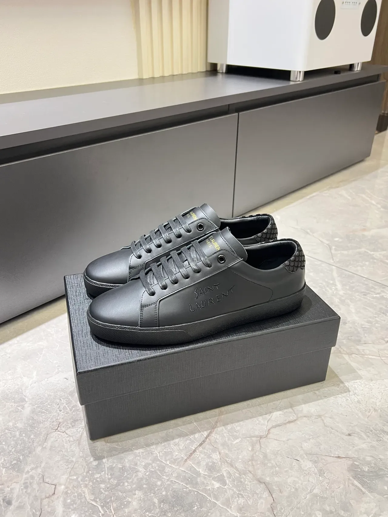 Saint Laurent SL/10 Low Cuir Noir Mat Lifestyle Sneakers 5