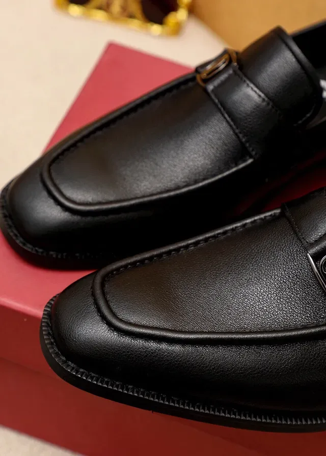 Salvatore Ferragamo Gancini Loafer Black Leather Loafers 5
