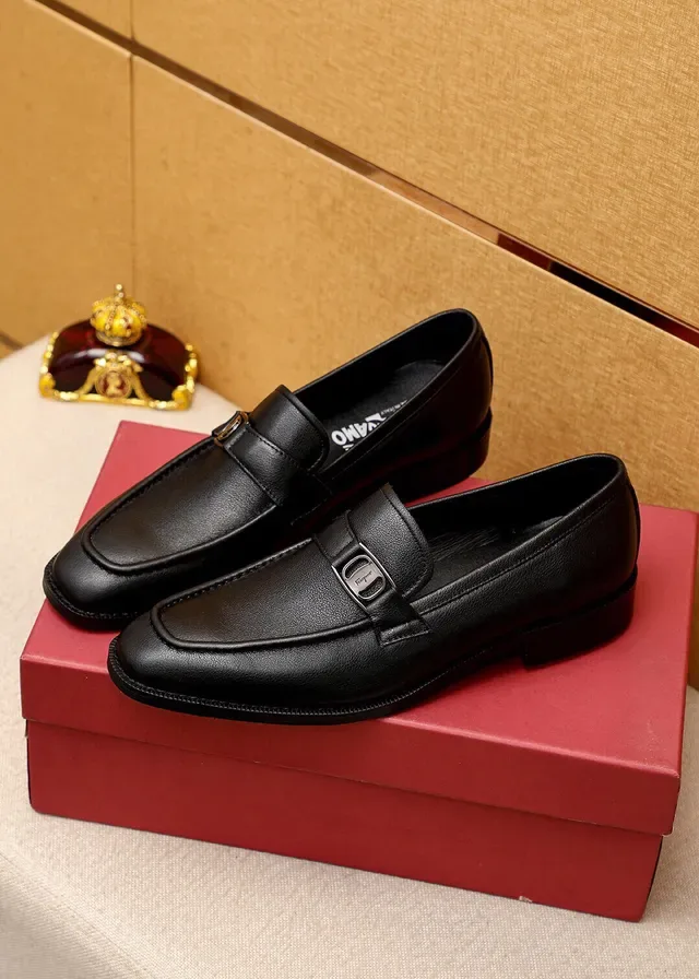 Salvatore Ferragamo Gancini Loafer Black Leather Loafers 8