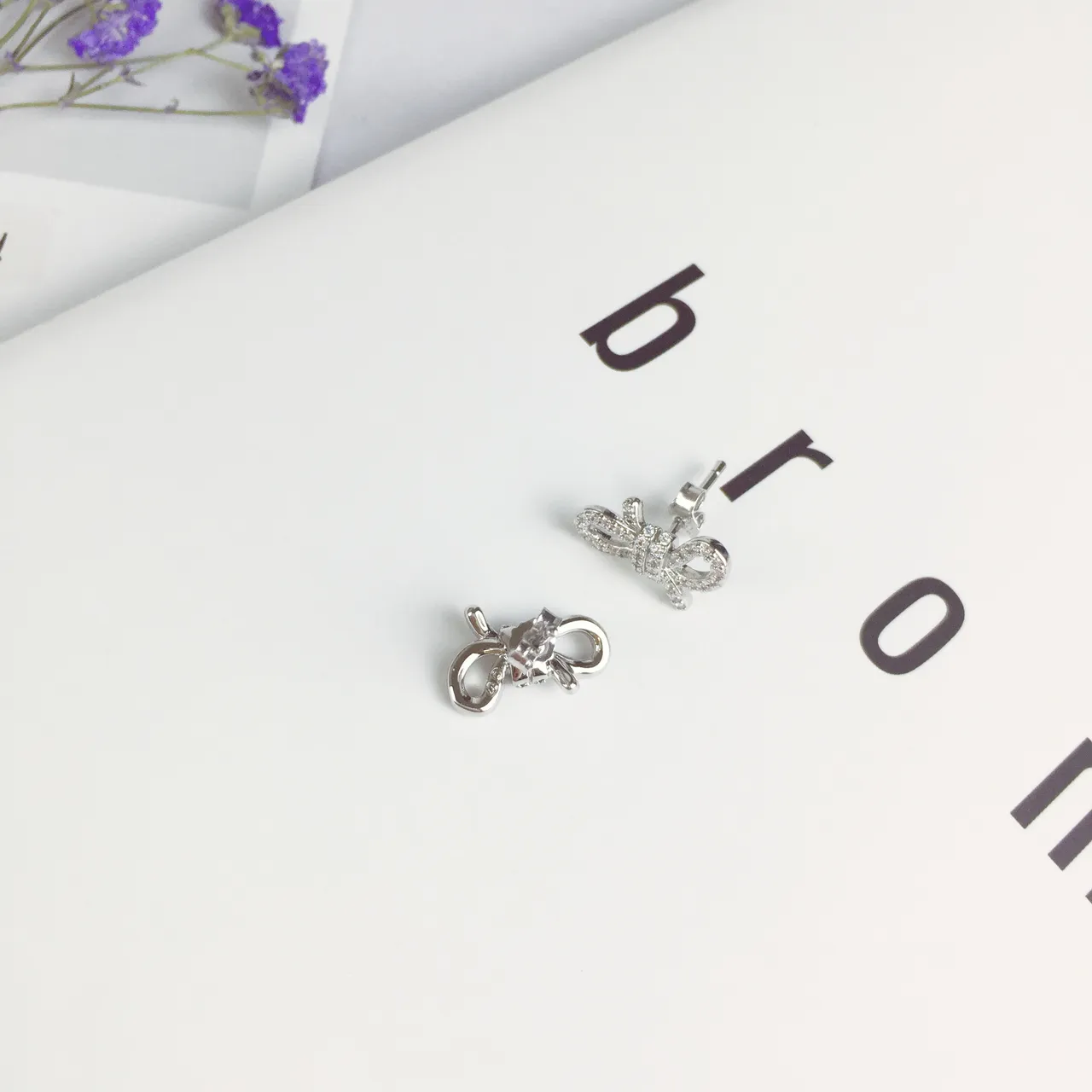 Swarovski Crystal Bow Stud Earrings 3