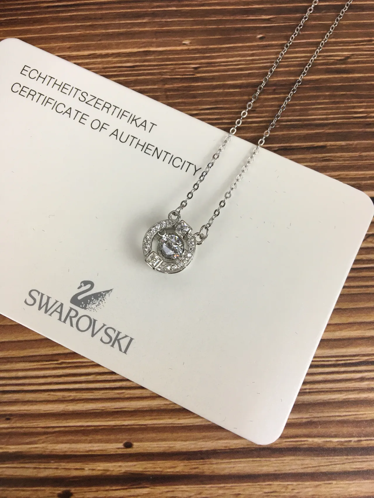 Swarovski Dazzling Circle Silver Transparent Delicate Chain Circular Pendant Necklace 4