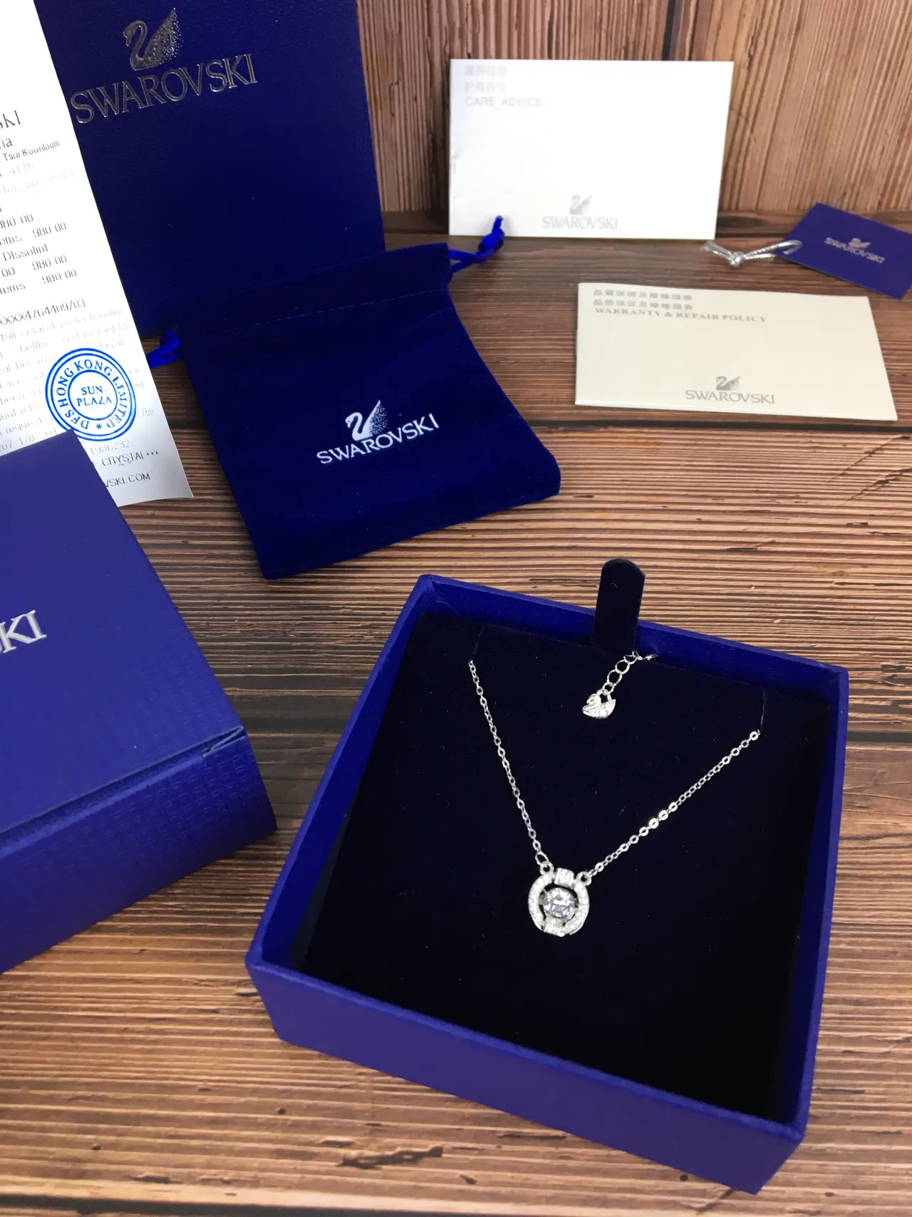 Swarovski Dazzling Circle Silver Transparent Delicate Chain Circular Pendant Necklace 6