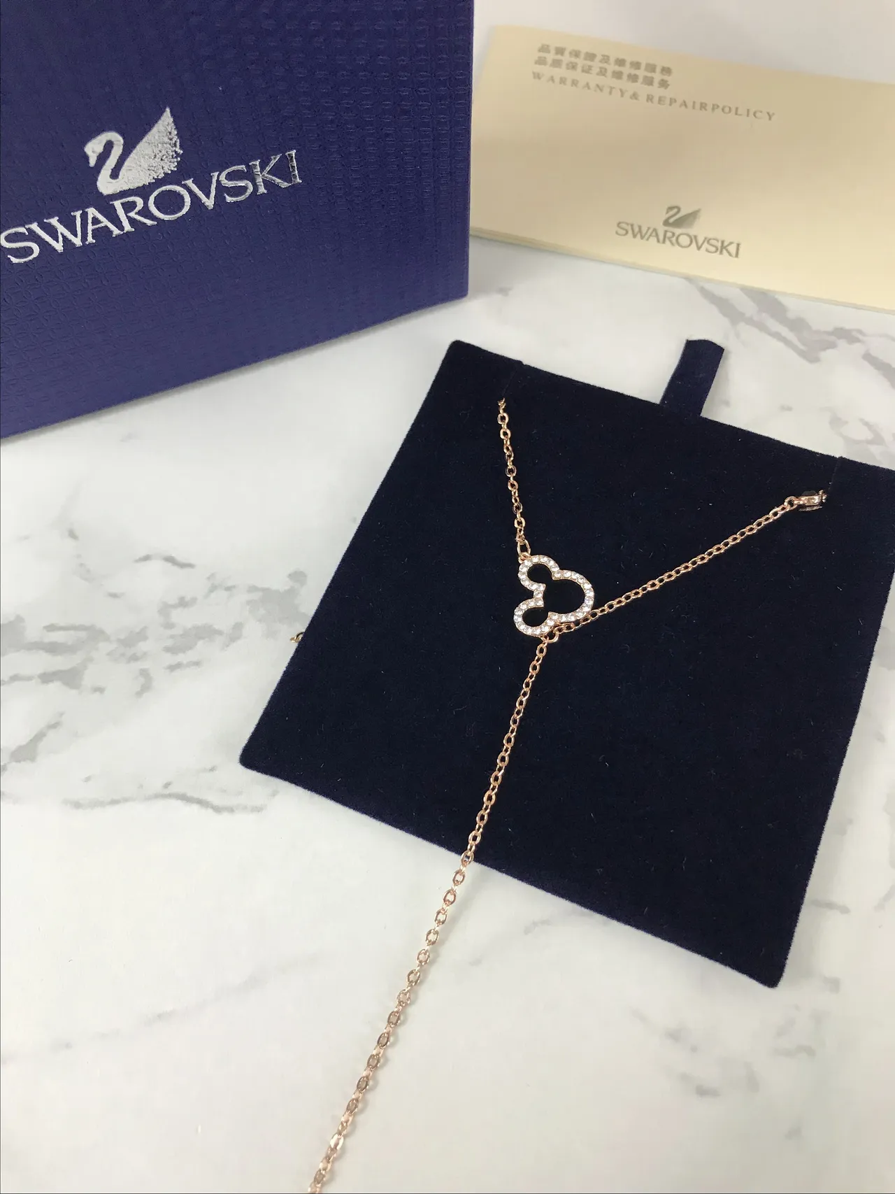 Swarovski Mickey Mouse chaîne dorée noire Pavé cristal silhouette collier 3