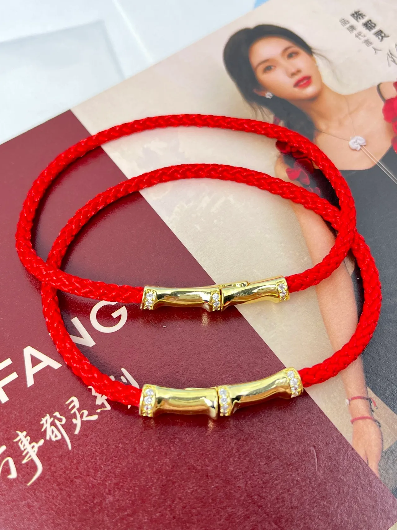 Tiffany & Co. Bamboo Pavé أساور حبل ذهبي وأحمر 4