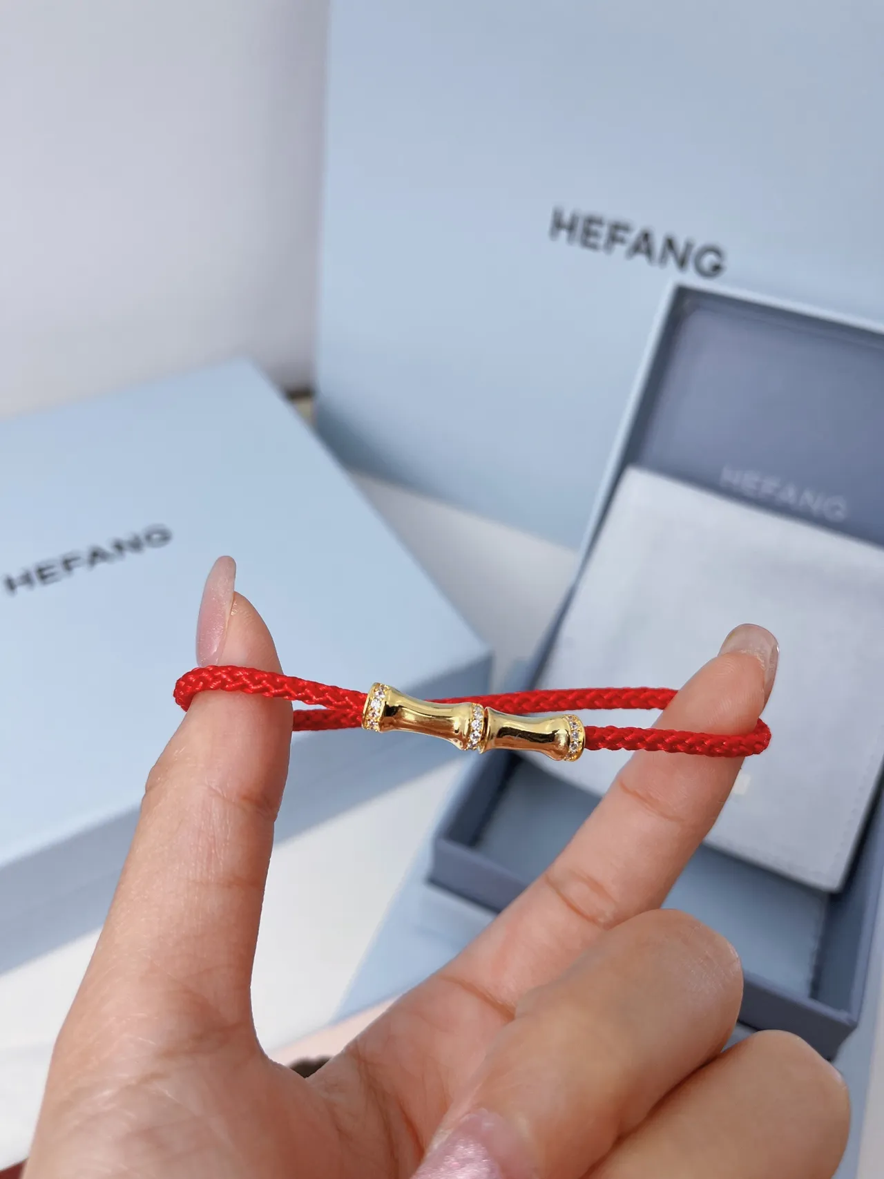 Tiffany & Co. Bamboo Pavé أساور حبل ذهبي وأحمر 6