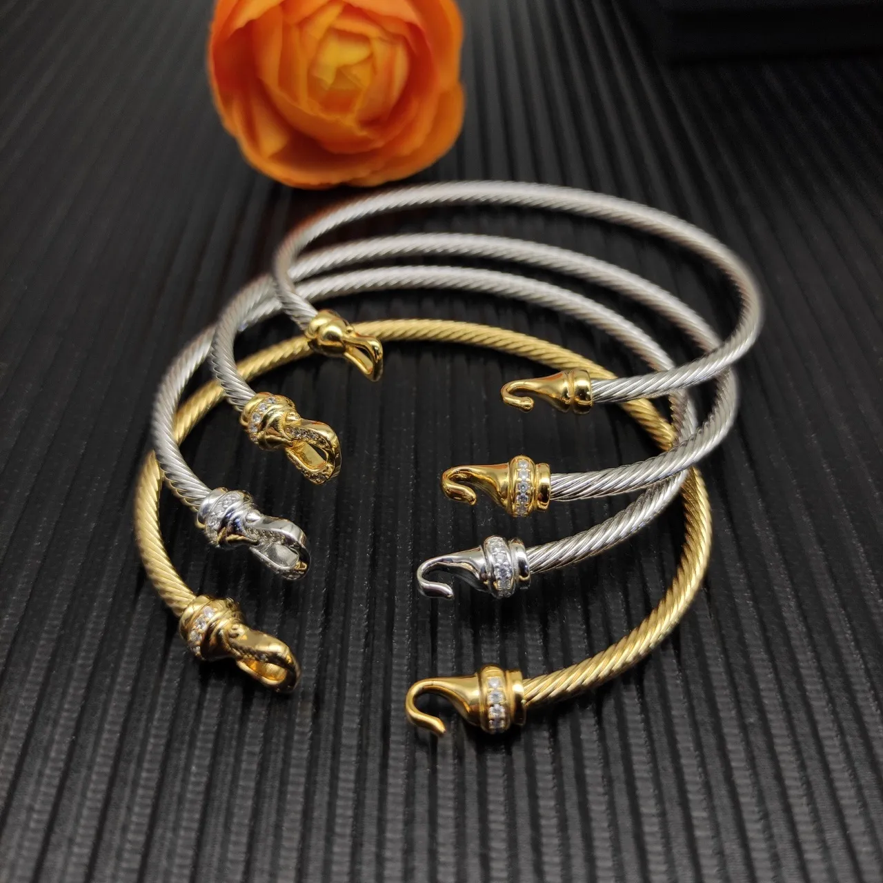 Tiffany & Co. HardWear Twisted Cable Pavé Clasp Bracelet 2
