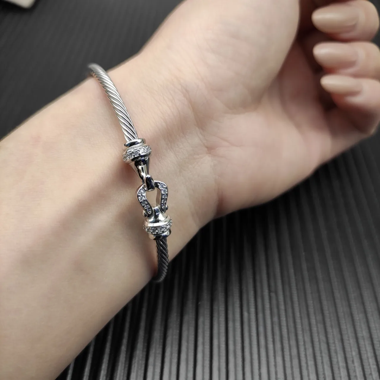 Tiffany & Co. HardWear Twisted Cable Pavé Clasp Bracelet 6
