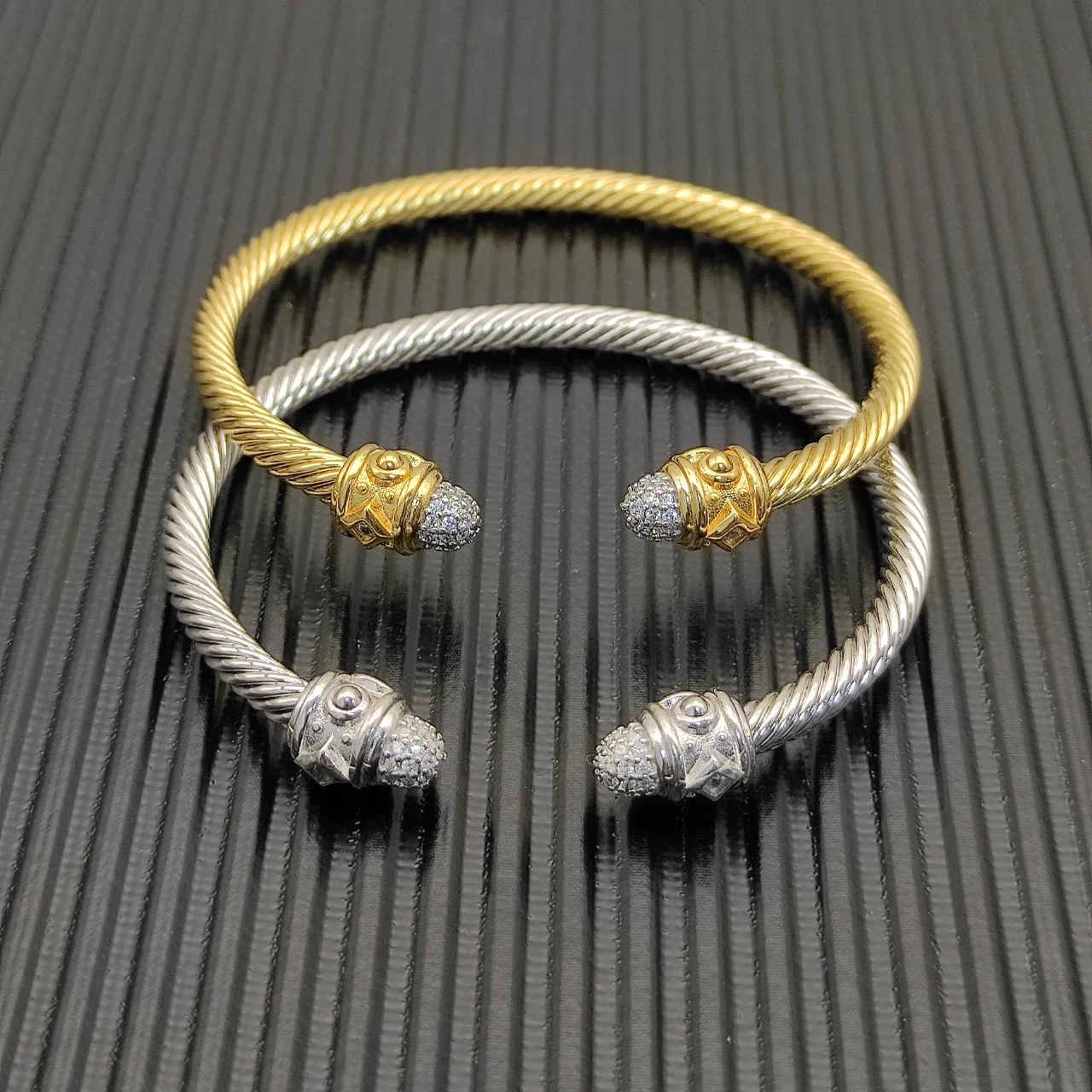 Tiffany & Co. HardWear Pulseira de Diamantes Pavé com Corda Trançada 9