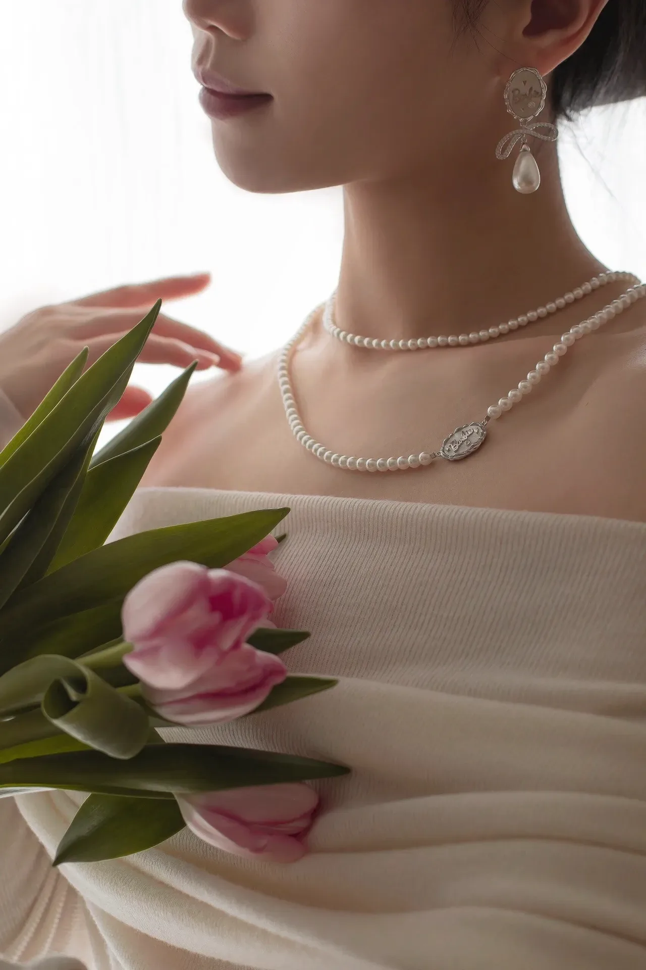 Tiffany & Co. Return to Tiffany Oval Pendant Pearl Necklace 8