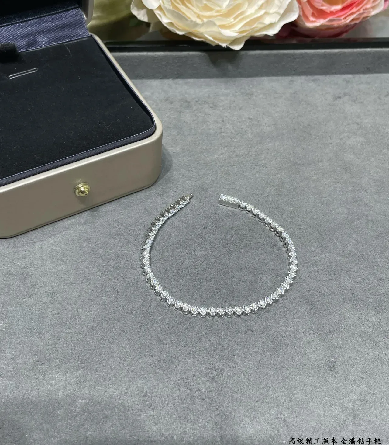 Tiffany & Co. Argent Transparente Full-Pavé Linked bracelet 5