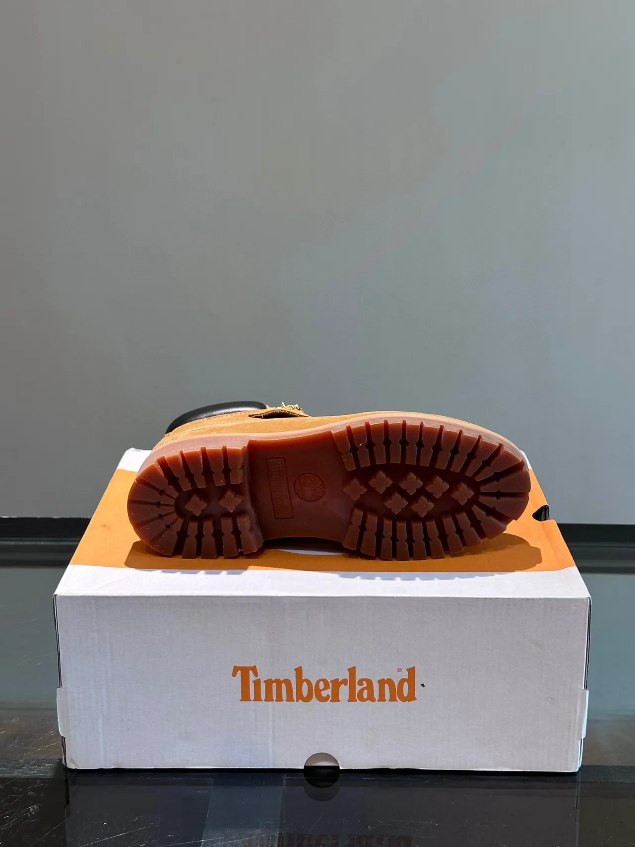 Timberland Premium 6-Inch Tan Nubuck حذاء عمل 2