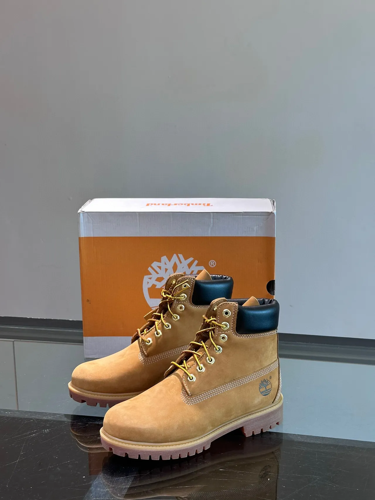 Timberland Premium 6-Inch Tan Nubuck حذاء عمل 5