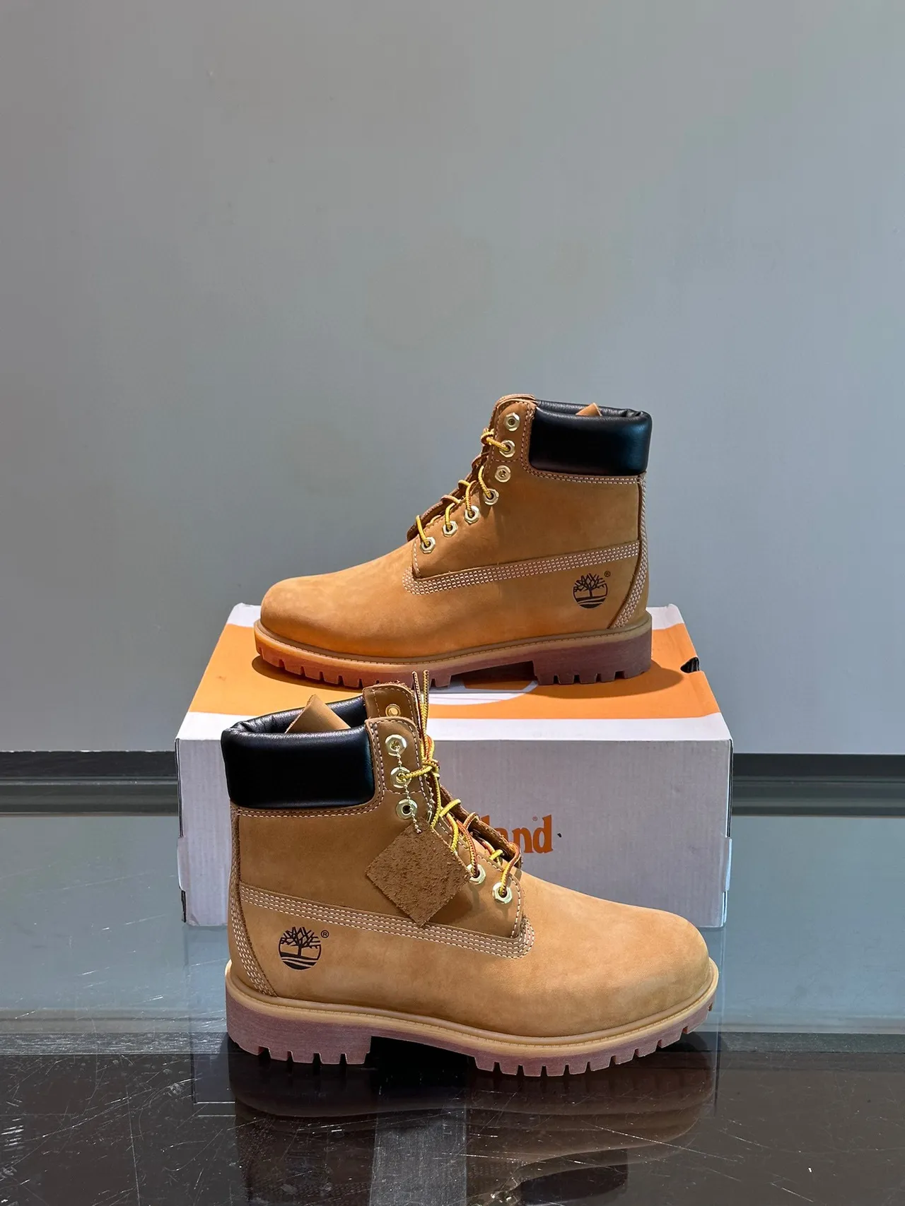 Timberland Premium 6-Inch Tan Nubuck حذاء عمل 7