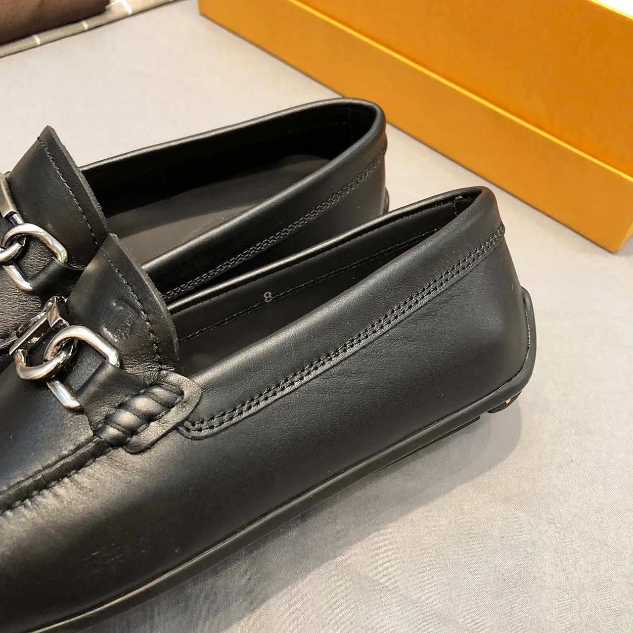 Tod's Horsebit Loafer Mocassins de Couro Preto 6
