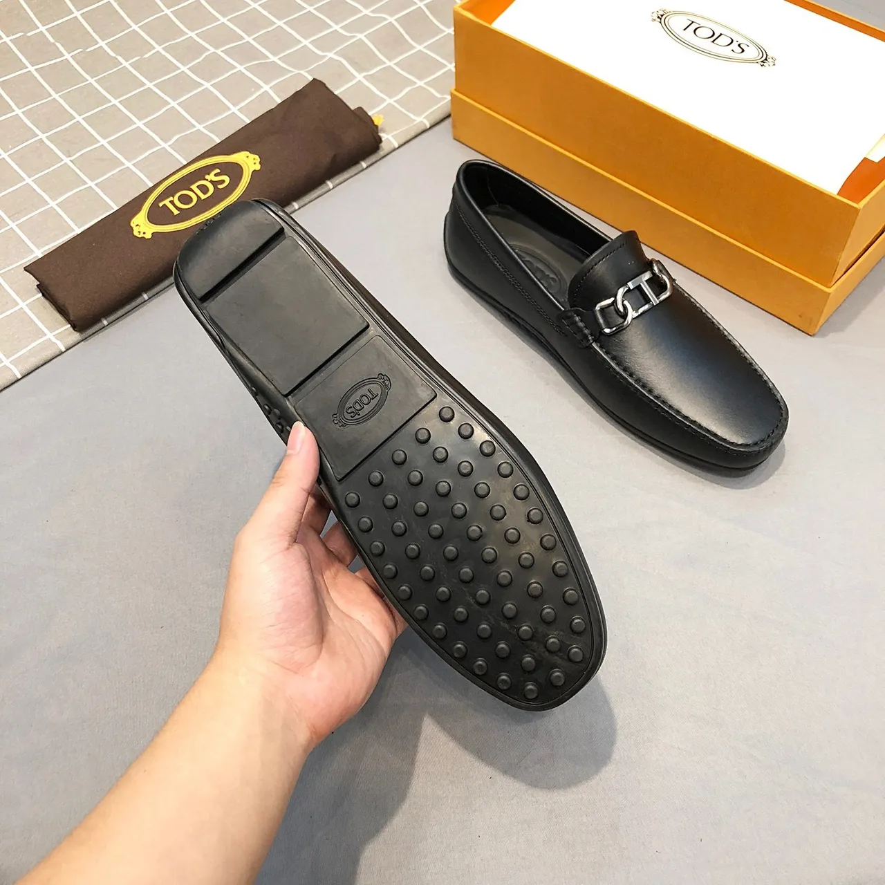 Tod's Horsebit Loafer Mocassins de Couro Preto 8