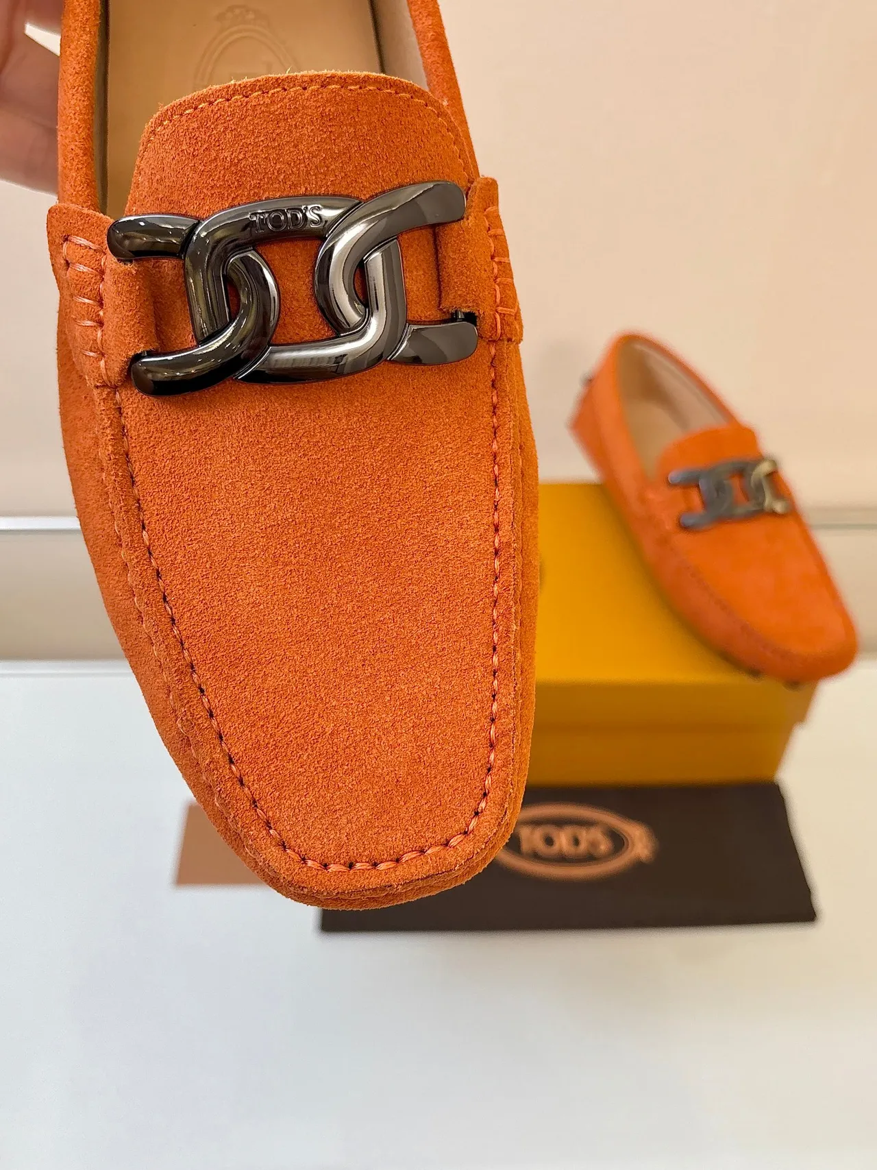 Tod's Horsebit Loafer mocassin daim orange 3