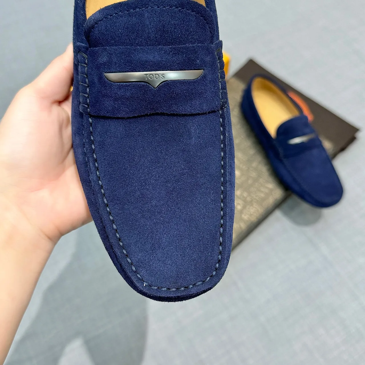 Tod's Gommino Loafer Bleu Marine Daim Penny Loafer 4