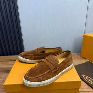 Tod's Penny Loafer Marrón Beige Piel de ante parte superior correa loafer