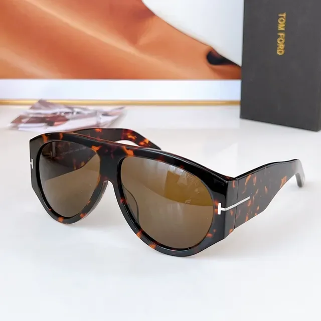 Tom Ford Shield Brown Beige Oversized Tortoiseshell Acetate Sunglasses 4