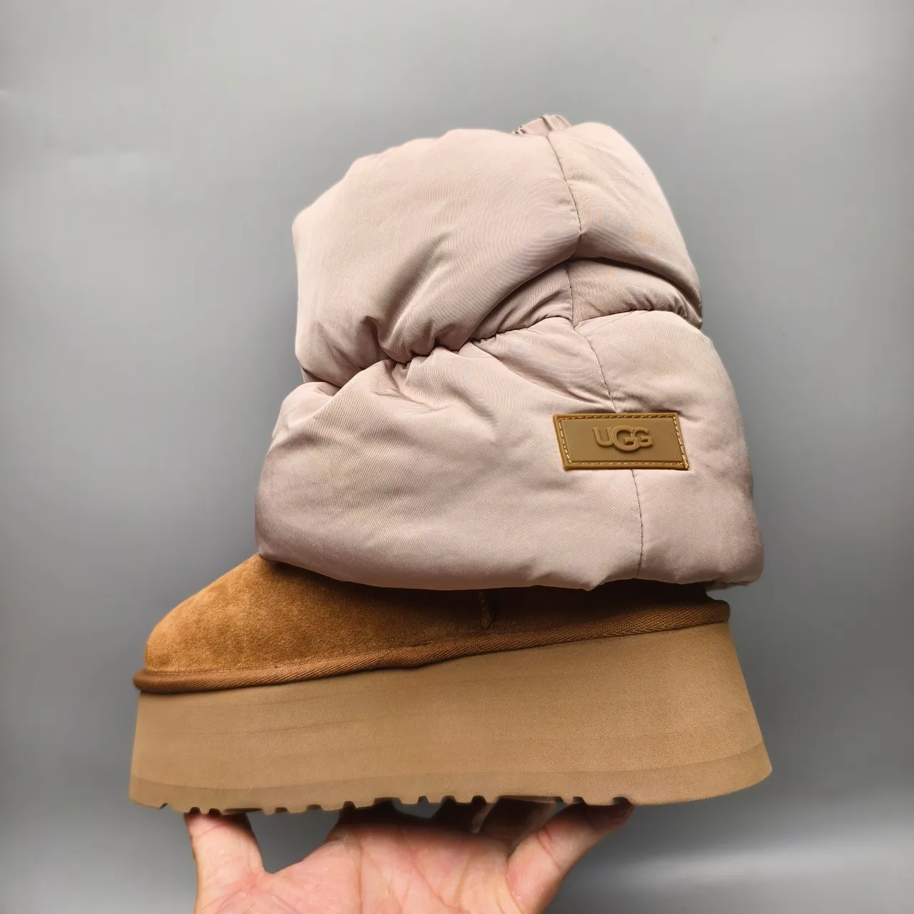 UGG بيج بني منصة سولا نسيج مجمع ساق حذاء ثلج 4