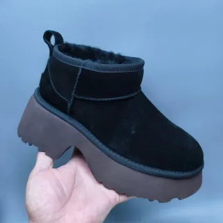 UGG Black Brown Suede Upper Shearling-Lined Snow Boots