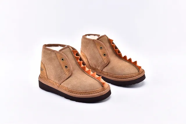 UGG Brown Beige Suede Upper Spiked Trim Snow Boots 10