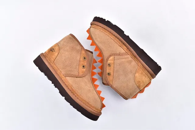 UGG Brown Beige Suede Upper Spiked Trim Snow Boots 13