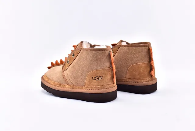 UGG Brown Beige Suede Upper Spiked Trim Snow Boots 15