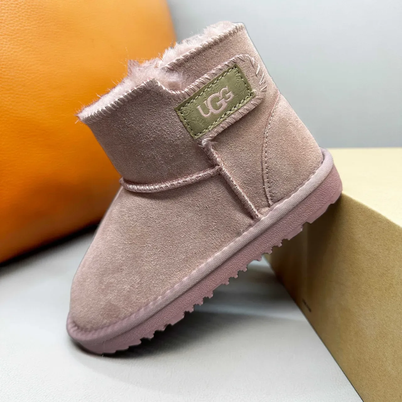 UGG Classic Mini Chestnut Suede Shearling-Lined Snow Boots 22