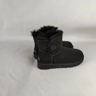 UGG Classic Mini Toggle কালো সুয়েড বরফের বুট