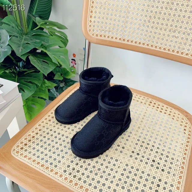 UGG Classic Short Black Snow Boots 23