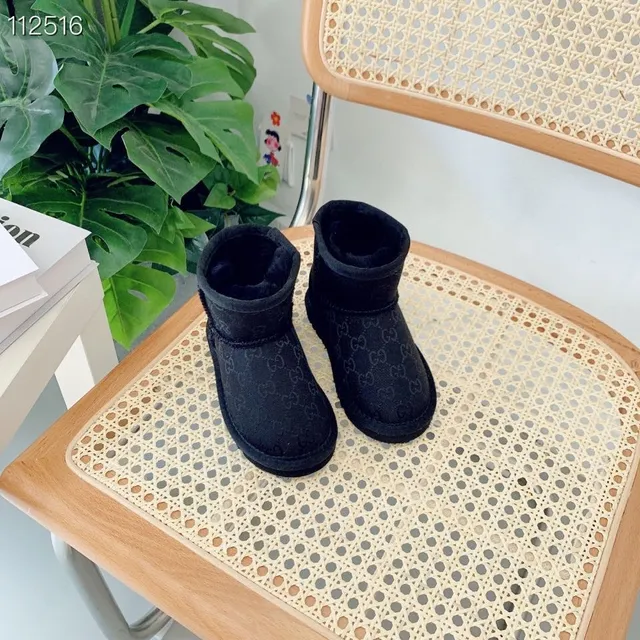 UGG Classic Short Black Snow Boots 24