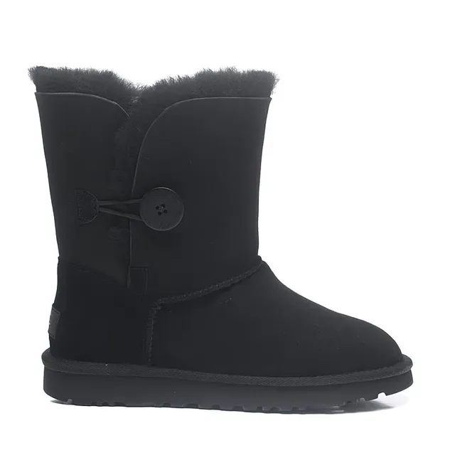 UGG Classic Short 黑色麂皮羊毛内里雪靴 16